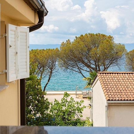 Apartmani Dal Malinska Exteriör bild